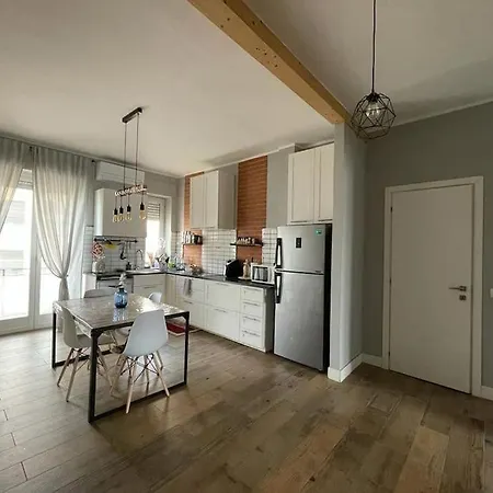 Ca' Fola Apartment *